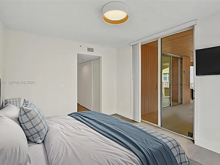 1834 Brickell Ave #31 — Photo 8