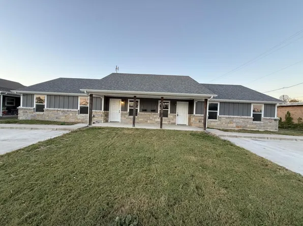 106 W Adams St, Itasca, TX 76055