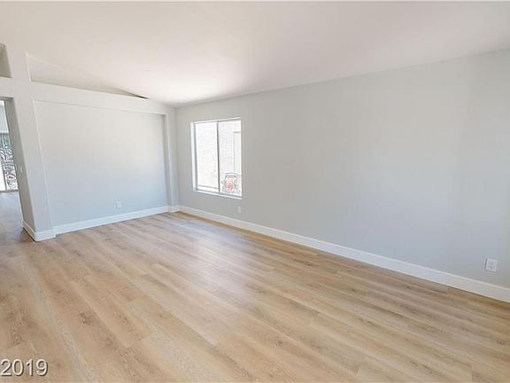 2nd image of 1043 Menands Ave