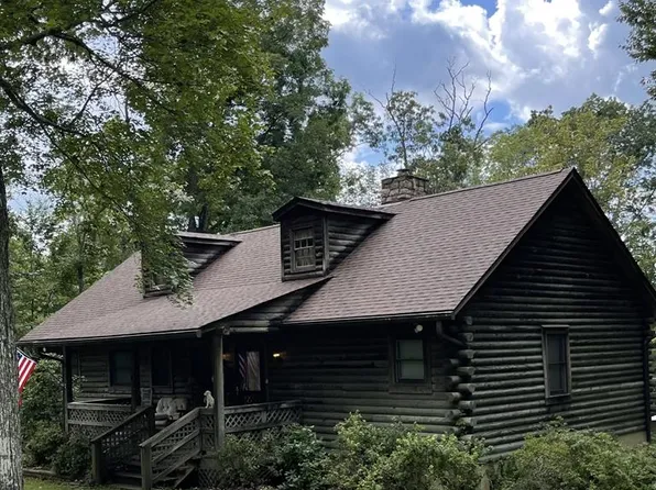 653 Misty Mountain Rd, Lynch Station, VA 24571