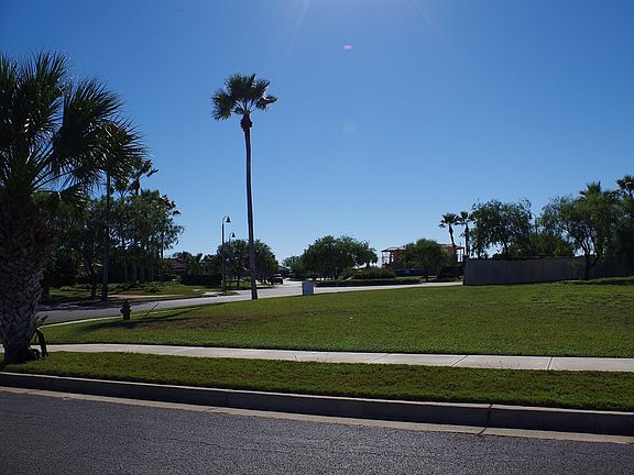 4th image of 101 Lantana Ln