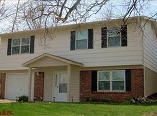 1313 Drummond Ct, Saint Charles, MO