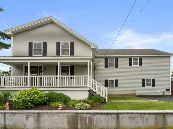 8 Barnum St, Taunton, MA 02780