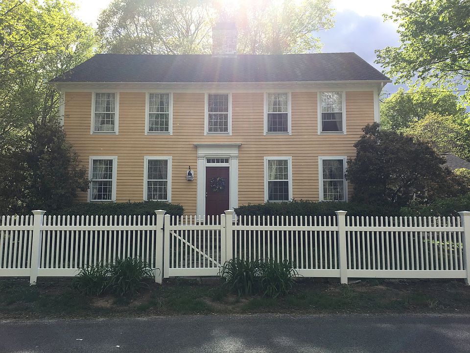 2nd image of 182 Reservoir Rd
