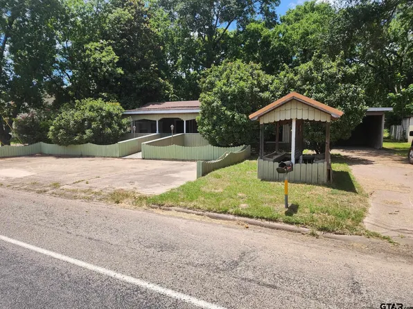 206 N Winnsboro St, Quitman, TX 75783