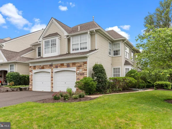 837 Breckinridge Ct #108, New Hope, PA 18938