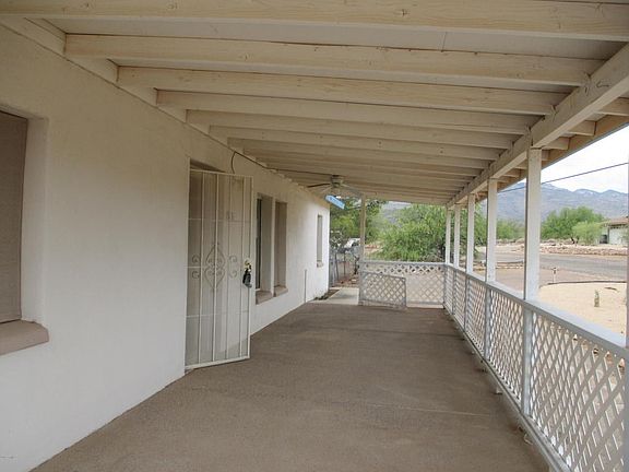 19281 E Ridgecrest. marketing pictures (