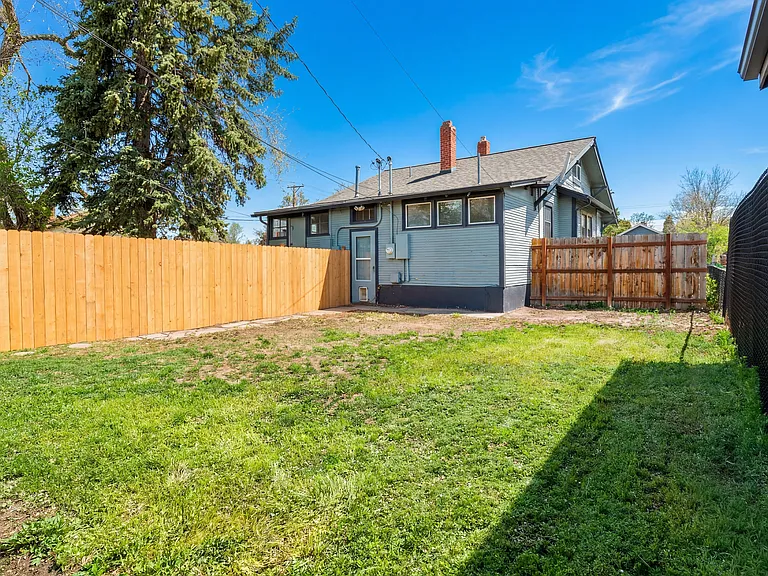 202 N Hooker St — Photo 36