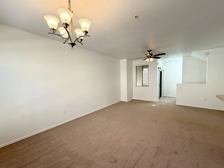 240 W Juniper Ave #1027 — Photo 7