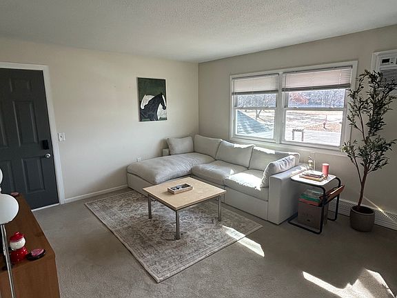 4th image of 2537 138th Ave NW APT 2