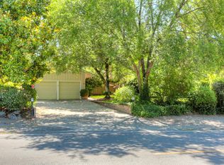 115 Black Oak Dr, Medford, OR