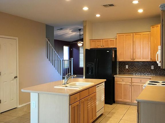 Tile floor thru out first level