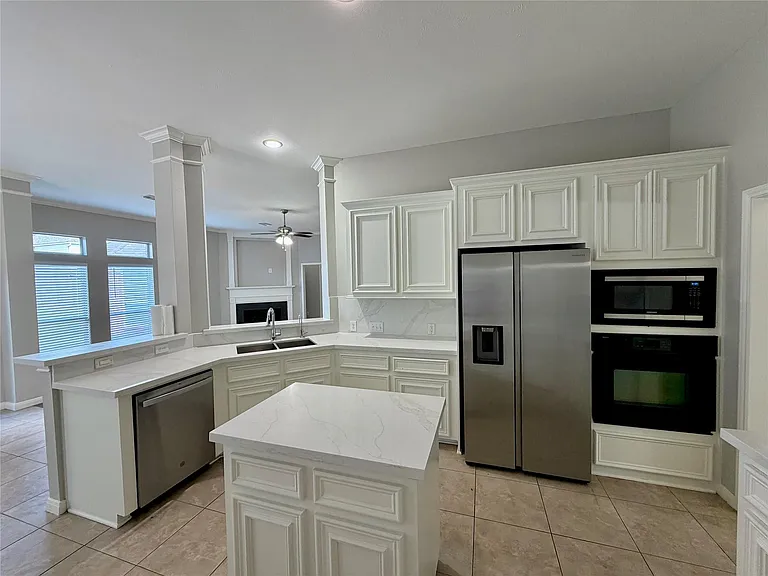 1510 Flanders Field Ln — Photo 5
