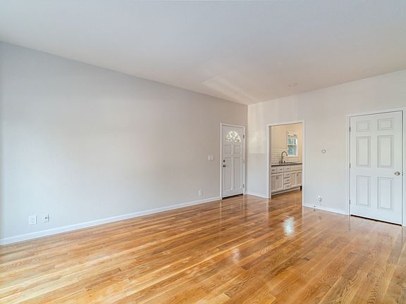 3rd image of 2026 San Antonio Ave #De430386c