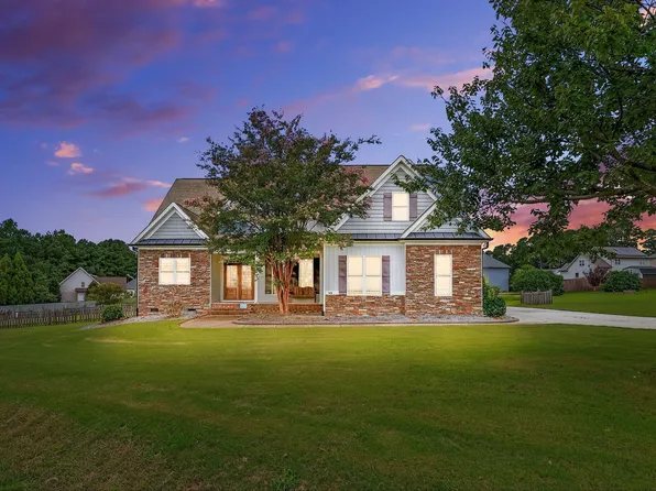 96 Jackson Ridge Ct, Willow Spring, NC 27592