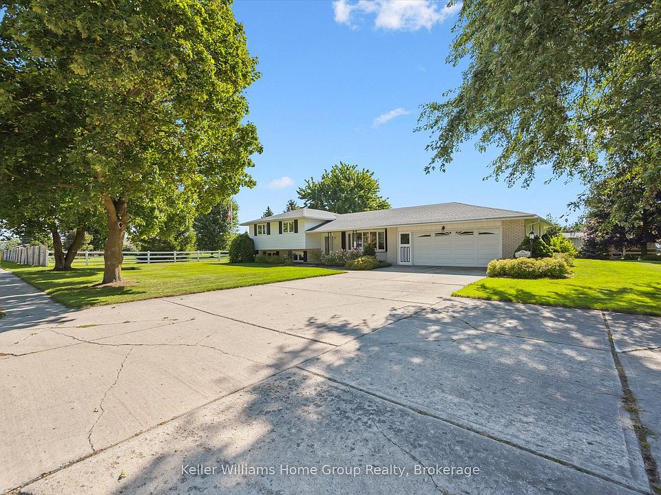 1st image of 27 Peel St E