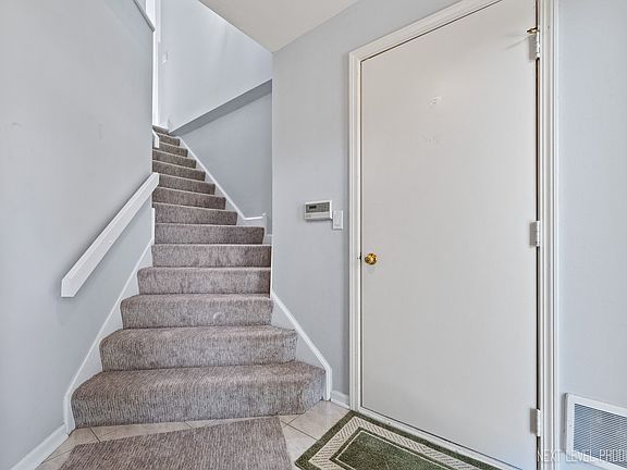5th image of 1568 Aberdeen Ct #1568
