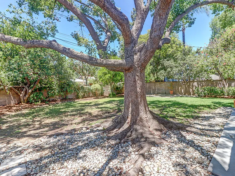 3021 Rhodelia Ave — Photo 28
