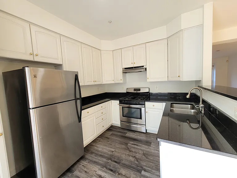 13115 Rosebay Dr — Photo 19