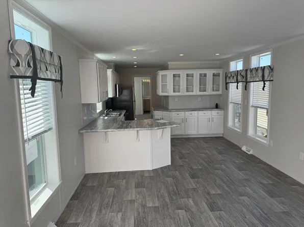 25 Groton School Rd #14, Ayer, MA 01432