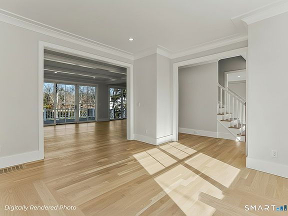 4th image of 301 Godfrey Road