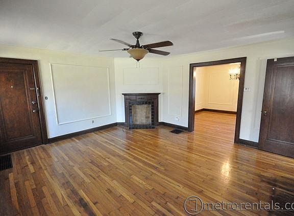 2nd image of 3200 Indianola Ave APT A