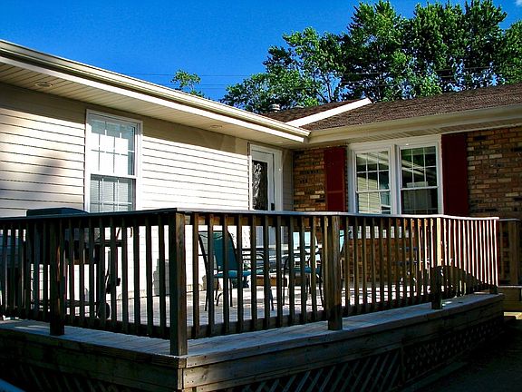 2nd image of 105 Douglas Dr