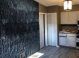 79 E Annabelle Ave, Hazel Park, MI