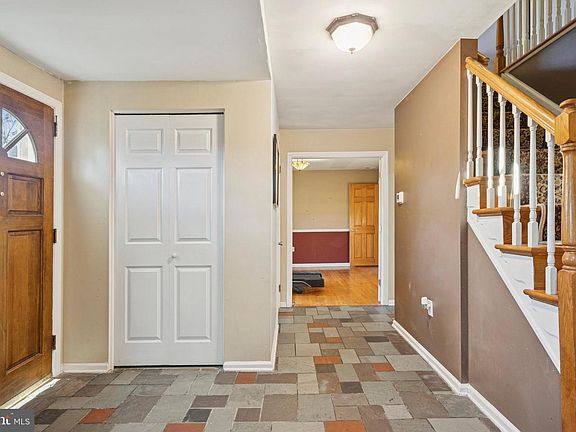 2nd image of 1905 Palomino Dr