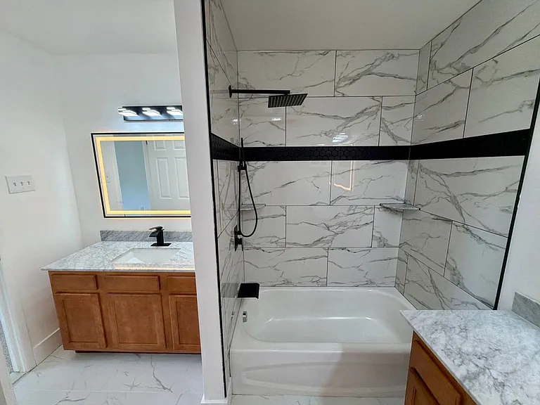605 Cobble Creek Curv — Photo 20