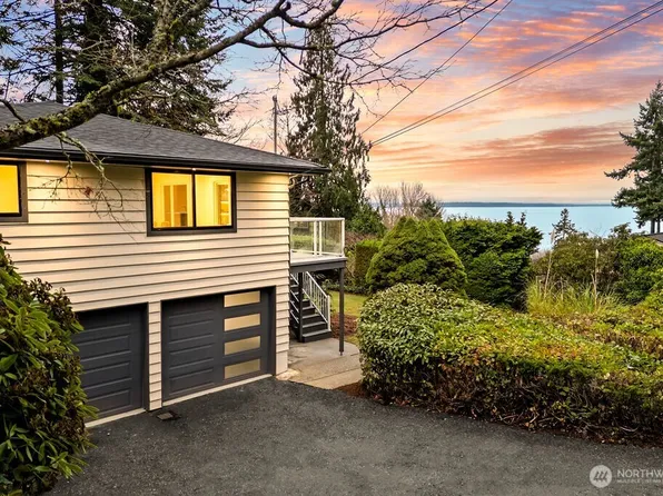 16858 76th Avenue W, Edmonds, WA 98026