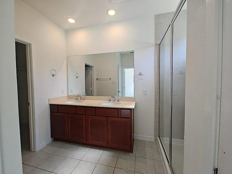 7802 Winter Hawk Cir — Photo 16