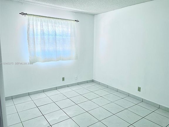 5th image of 2145 Pierce St APT 421