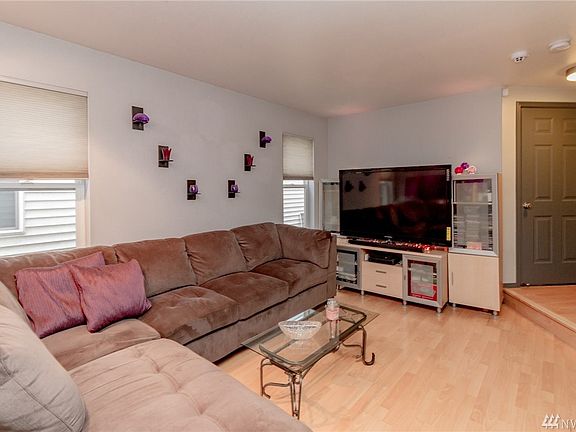 5th image of 624 112th St S
