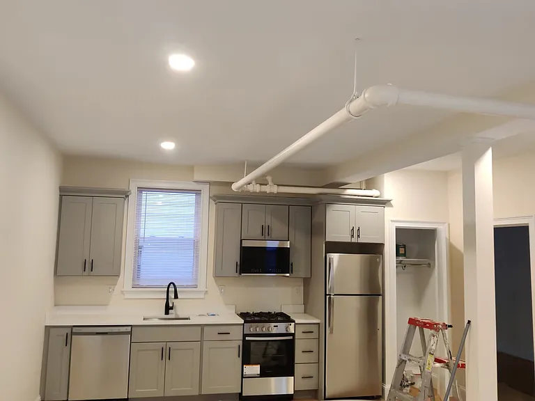 13 Melvin Ave #2 — Photo 2