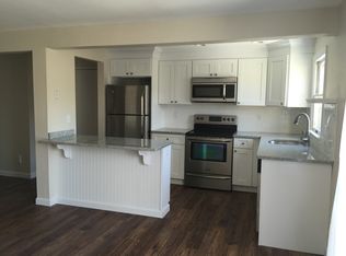 97 Carriage Path S, Milford, CT 06460