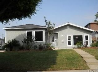 9825 S 5th Ave, Inglewood, CA 90305