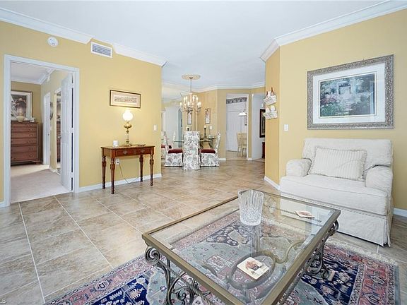 5th image of 6825 Huntington Lakes Cir APT 101