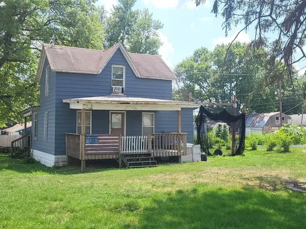 218 E 5th St, Wilton, IA 52778