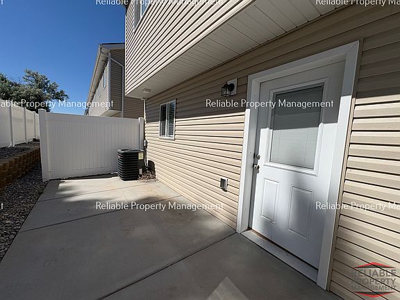 5th image of 2015 Lawrence Ln Unit 504