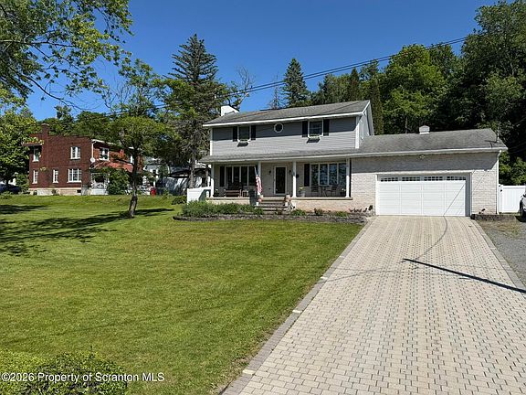 3rd image of 1 Morgan Pl