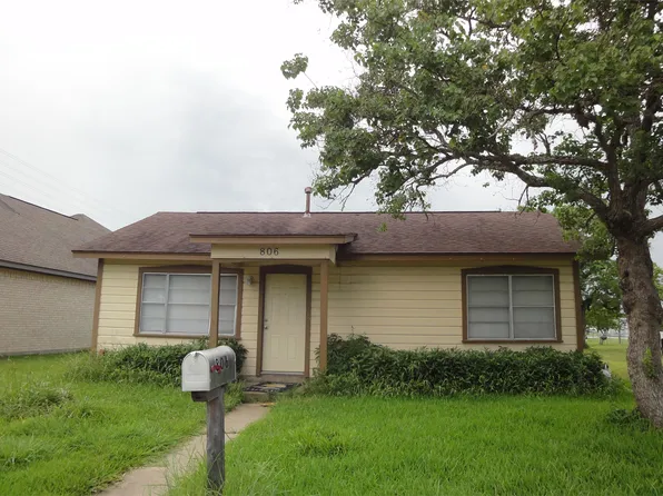 806 N Avenue B, Freeport, TX 77541