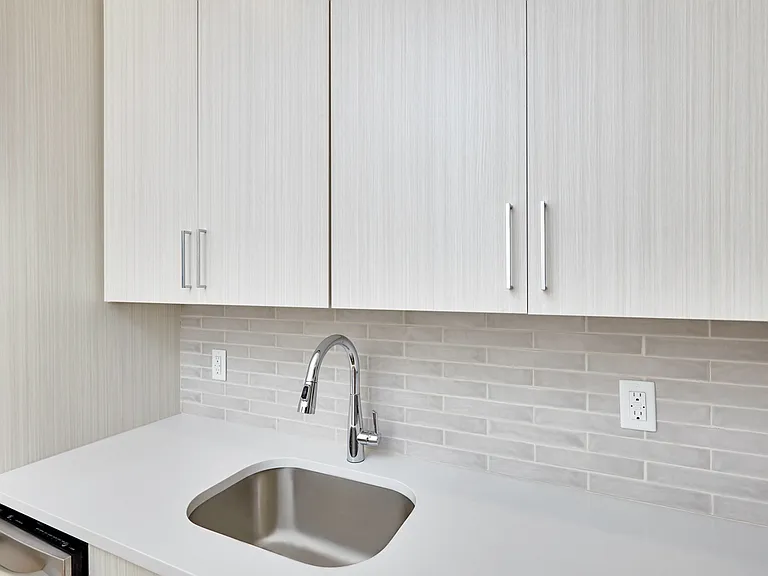 787 Saint Nicholas Ave #4B — Photo 5