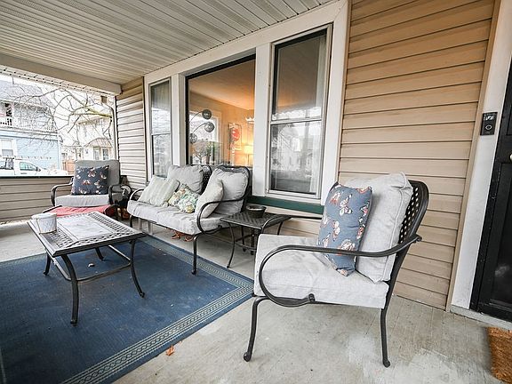 3rd image of 9708 Willard Ave
