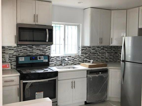 4th image of 26 Union Ct