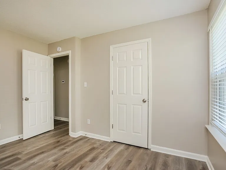 50 Oakland Woods Cv — Photo 14