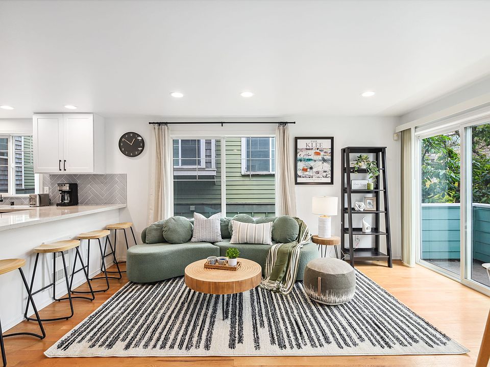Inviting living room.