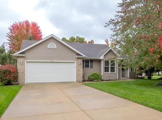 1538 Sarasota Trl, Portage, MI 49002