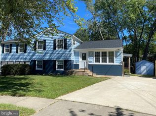 1016 Kennon Ct, Rockville, MD 20851