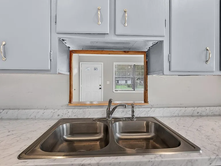 255 Woodside Dr — Photo 12